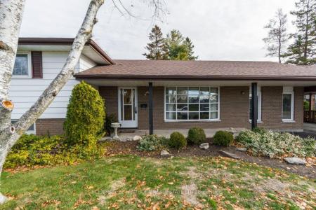 44 BURNS AVENUE, Quinte West, Ontario K8R 1G2, Kanada