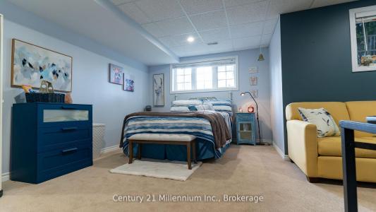 5 SUGAR MAPLE LANE, Wasaga Beach, Ontario L9Z 1P4, CANADÁ