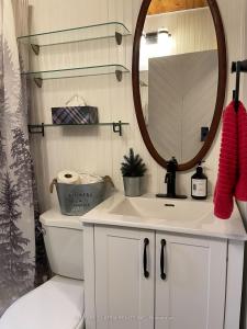 469 ROWANWOOD ROAD, Huntsville, 安大略省 P0B 1M0, 加拿大