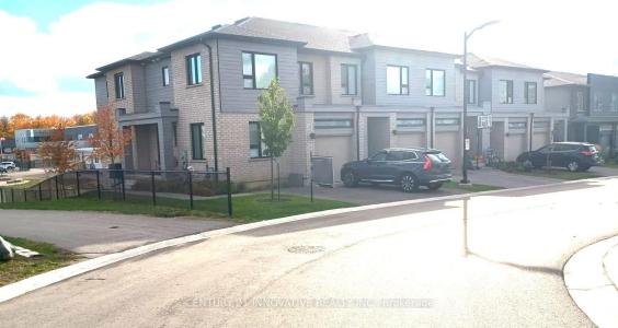 92 PONY WAY S, Kitchener, Ontario N2R 0R8, Canada