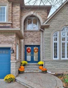 2201 GALLOWAY DRIVE, Oakville, Ontario L6H 5M1, CANADÁ