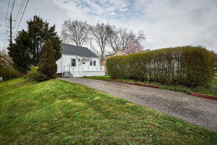 64 CEDAR STREET, Ajax, 安大略省 L1S 1V3, 加拿大