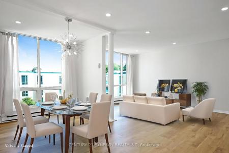 330 CENTRUM BOULEVARD, Orleans - Cumberland And Area, オンタリオ K1E 3W2, カナダ