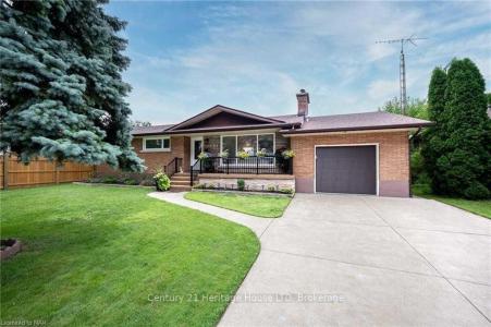 5117 SHIRLEY AVENUE, Niagara Falls, Ontario L2E 5C1, Canada