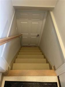 5117 SHIRLEY AVENUE, Niagara Falls, Ontario L2E 5C1, Canada