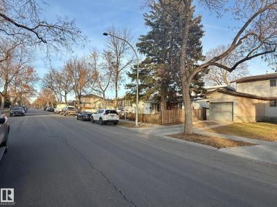 10307 150 STREET NW, Edmonton, Альберта T5P 1P6, Канада
