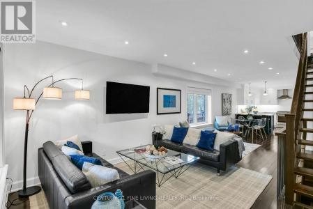 123 COADY AVENUE, Toronto (south Riverdale), Ontario M4M 2Y9, Canada