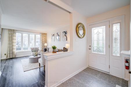 331 ELMWOOD AVENUE, Richmond Hill, 安大略省 L4C 1L7, 加拿大