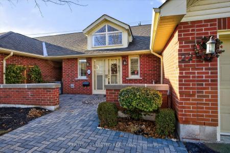 1121 ARMOUR ROAD, Peterborough, Ontario K9H 7N8, Kanada