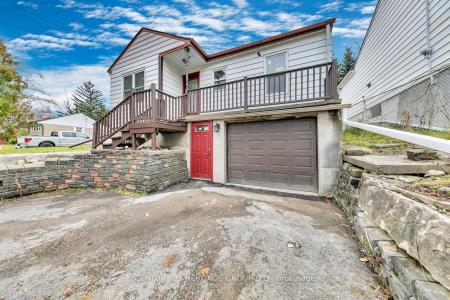 302 AVENUE ROAD, Newmarket, Ontario L3Y 1P2, CANADÁ