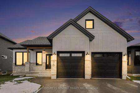 76 HELEN STREET, North Stormont, Ontario K0A 1R0, Canada