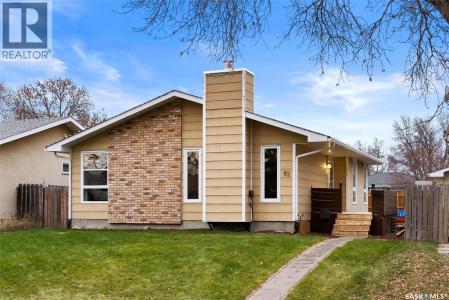 82 SIBBALD CRESCENT, Regina, Saskatchewan S4T 7L7, Canada