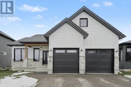 76 HELEN STREET, North Stormont, Ontario K0A 1R0, Canada