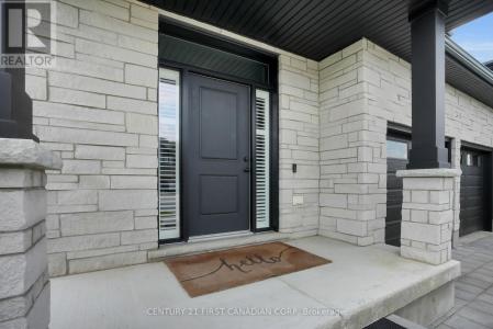 2418 TOKALA TRAIL, London North (north S), Ontario N6G 0V6, Kanada