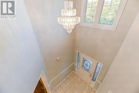 497 WINFIELD TERRACE, Mississauga (hurontario), 安大略省 L5R 3V1, 加拿大