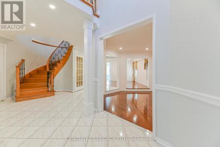 497 WINFIELD TERRACE, Mississauga (hurontario), 安大略省 L5R 3V1, 加拿大