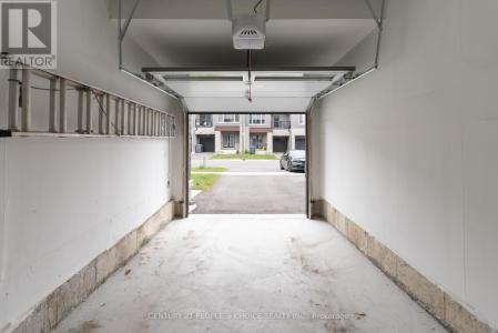 40 PURPLE SAGE DRIVE, Brampton (bram East), Ontario L6P 4N9, Canada