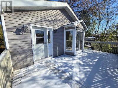 623 LAKE DRIVE SOUTH, Georgina (keswick South), Ontario L4P 1T6, CANADÁ