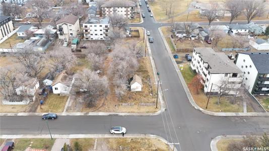 138 V AVENUE S, Saskatoon, Saskatchewan S7M 3E1, Canada