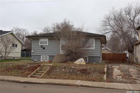 764 FAIRFORD STREET E, Moose Jaw, Saskatchewan S6H 0G2, Canadá
