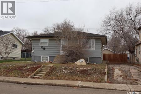 764 FAIRFORD STREET E, Moose Jaw, Saskatchewan S6H 0G2, Canadá