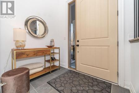 15 DIREZZE COURT, Richmond Hill (mill Pond), Ontario L4C 5T8, Canadá