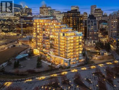 738 1 AVENUE SOUTHWEST, Calgary, Alberta T2P 5G8, Canada