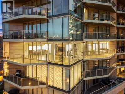 738 1 AVENUE SOUTHWEST, Calgary, Alberta T2P 5G8, CANADÁ