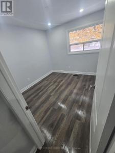 21 MOORE STREET, Brampton (brampton West), Ontario L6X 1V2, Canadá