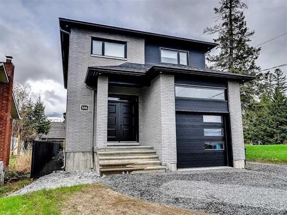 546  Rue des Pluviers, Gatineau (Gatineau), 퀘벡주 J8R 2V2, 캐나다