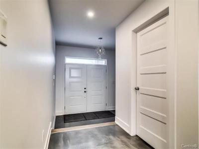 546  Rue des Pluviers, Gatineau (Gatineau), 퀘벡주 J8R 2V2, 캐나다