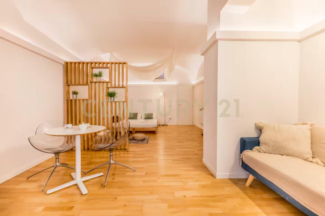 Via Gabrio Serbelloni, Rome, Lazio 00187, Italy