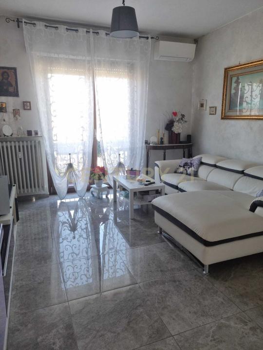 Via Sant'Ambrogio, Seveso, Lombardia 20822, איטליה