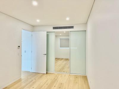 98B Mcburney Road, Cabramatta, NSW 2166, Avustralya