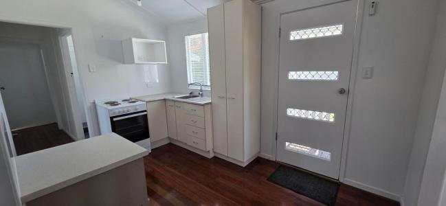 2/43A Whytecliffe Parade, Woody Point, QLD 4019, Australia