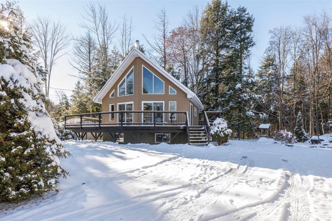 533 Ch. Miller S., Magog, Quebec J1X 0M6, Canada