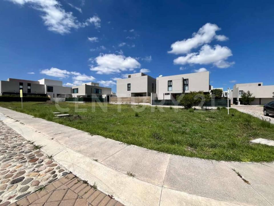 Avenida El Campanario, Cond. Santa Oliva No. 1012, Lote No. 86,, Querétaro, Querétaro 76146, Mexico