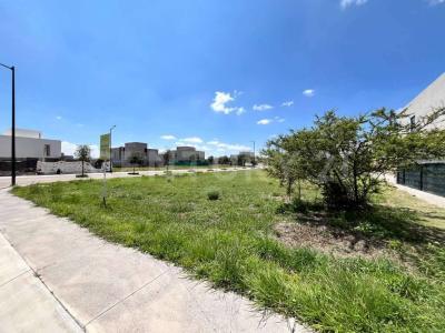 Avenida El Campanario, Cond. Santa Oliva No. 1012, Lote No. 86,, Querétaro, Querétaro 76146, Mexico