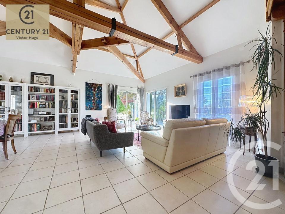 Aixe Sur Vienne, 利穆赞 87700, 法国