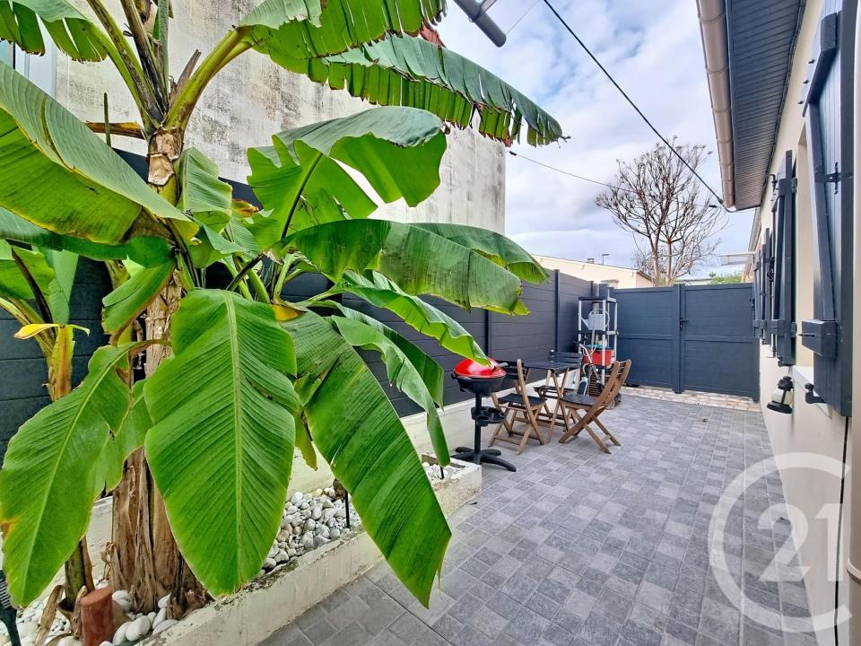 Colombes, Île-de-France 92700, France