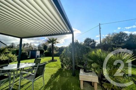 St Ave, Bretagne 56890, France