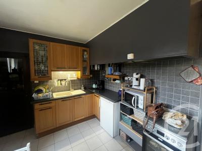 Foix, Mediodia-Pireneos 09000, Francia