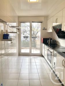 Levallois Perret, Île-de-France 92300, France