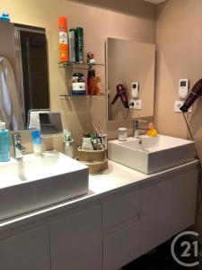 Aubagne, Provence-Alpes-Côte D'Azur 13400, Pháp