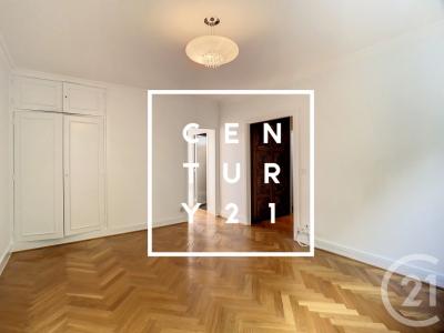 Meudon, Île-de-France 92190, France