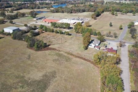 2221 N EDWARDS AVE, Mt Pleasant, Teksas 75455, Amerika Birleşik Devletleri