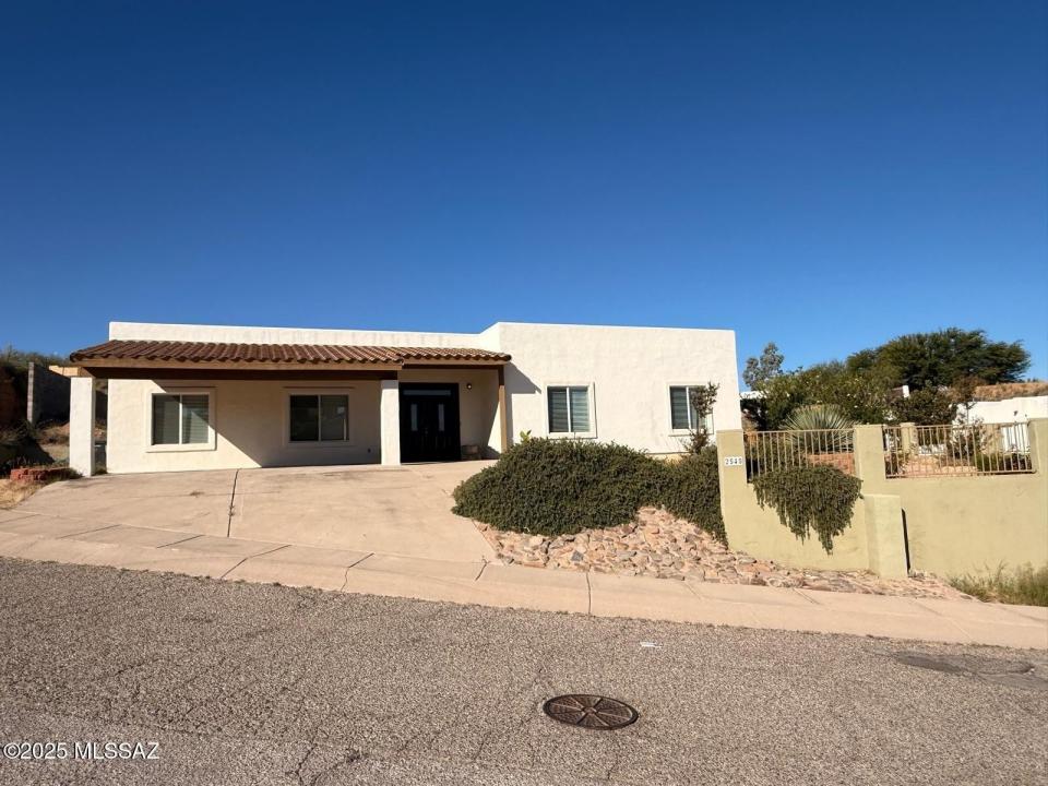 2545 N Corinthian Garden Drive, Nogales, Arizona 85621, États-Unis