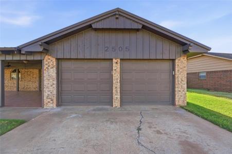 2505 N Robin Street, Altus, 奧克拉荷馬州 73521, 美國