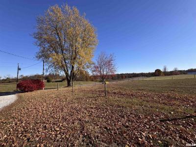 10810 E 1000th Street, Macomb, Illinois 61455