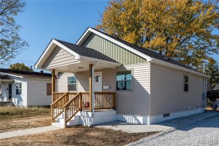 1809 Rhodes Street, Madison, אילינוי 62060, ארצות הברית של אמריקה